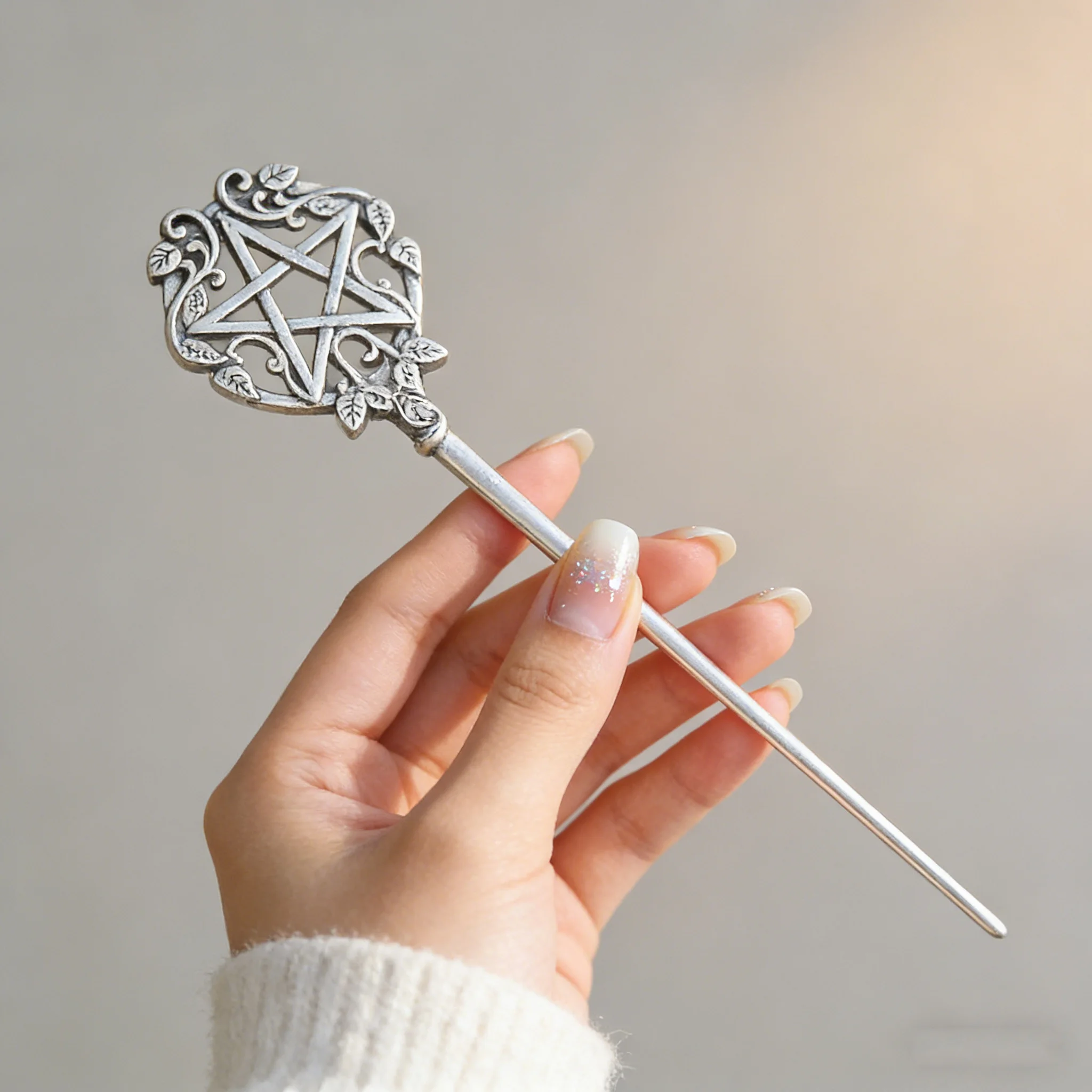 1 قطعة عصا الشعر الخماسي الغامضة تفاصيل معدنية فضية تصميم ساحر الكمال تأثيري السحرية القوطية فريدة من نوعها خمر التبعي #4