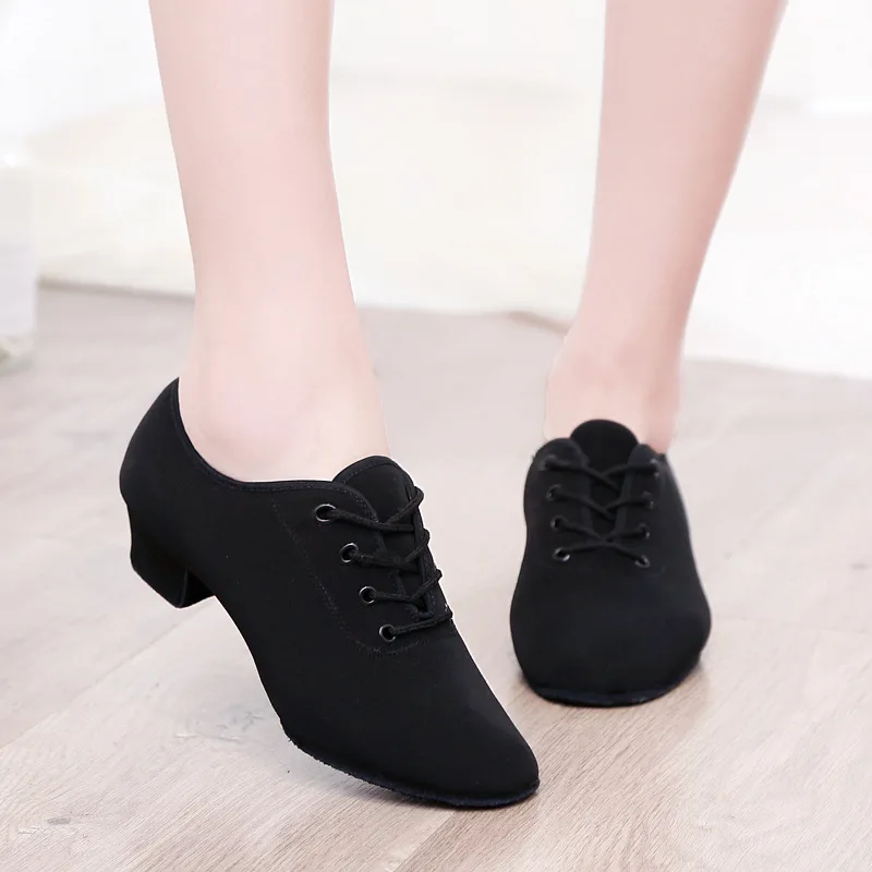 Women's Dance Shoes Closed Toe Lace-up Split-Sole Standard Practice Social Salsa Ballroom Latin Jazz Beginner Teaching Dance Sho
