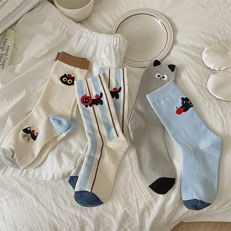 

4 Pairs of Cartoon Apple Kitten Women's Vertical Stripe Mid Tube Socks Spring and Autumn Japanese Cute College Style