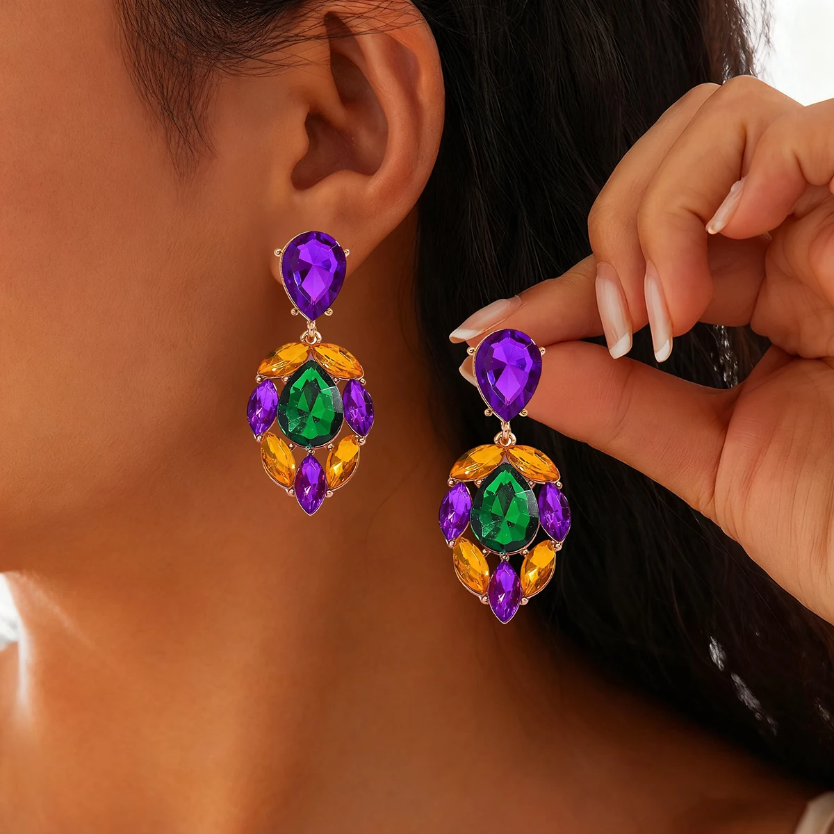 

European and American Carnival Exaggerated Geometric Diamond Inlaid Dangle Earrings Trend Luxury Quality Unusual Jewelry