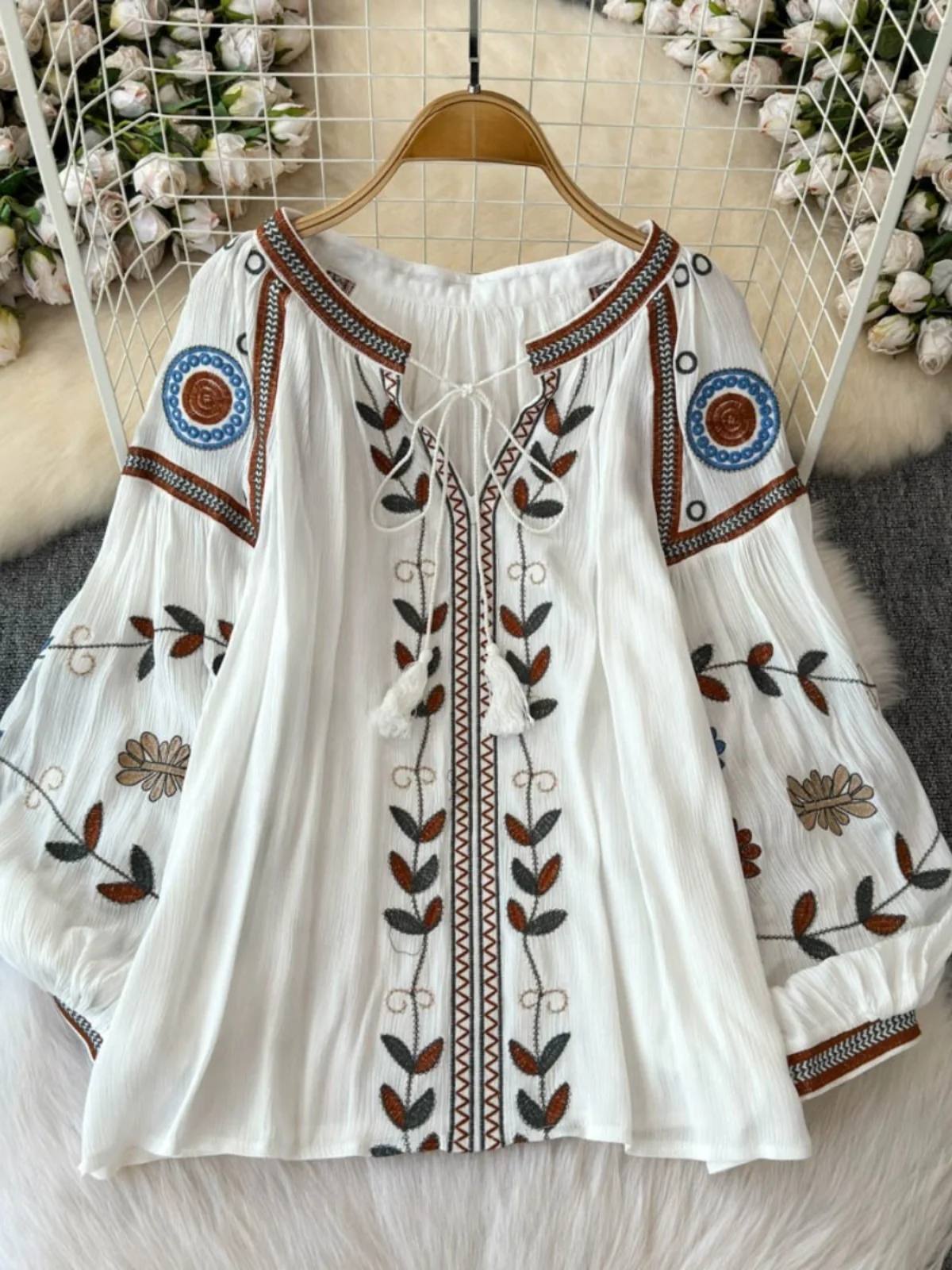 

Retro Ethnic Sle Long Sve round Ne Loose Cotton Linen Overhead irt Women Casual Top Comfortable Breathable Embroidered