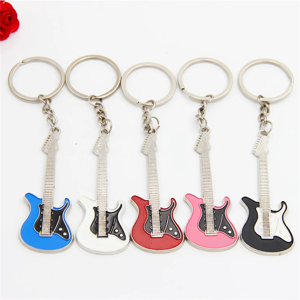 Nova moda Guitar Chaveiro Metal 6 cores KeyChain Bonito Musical Car Key Ring Prata Cor pingente Para Homem Mulheres Presente Do Partido