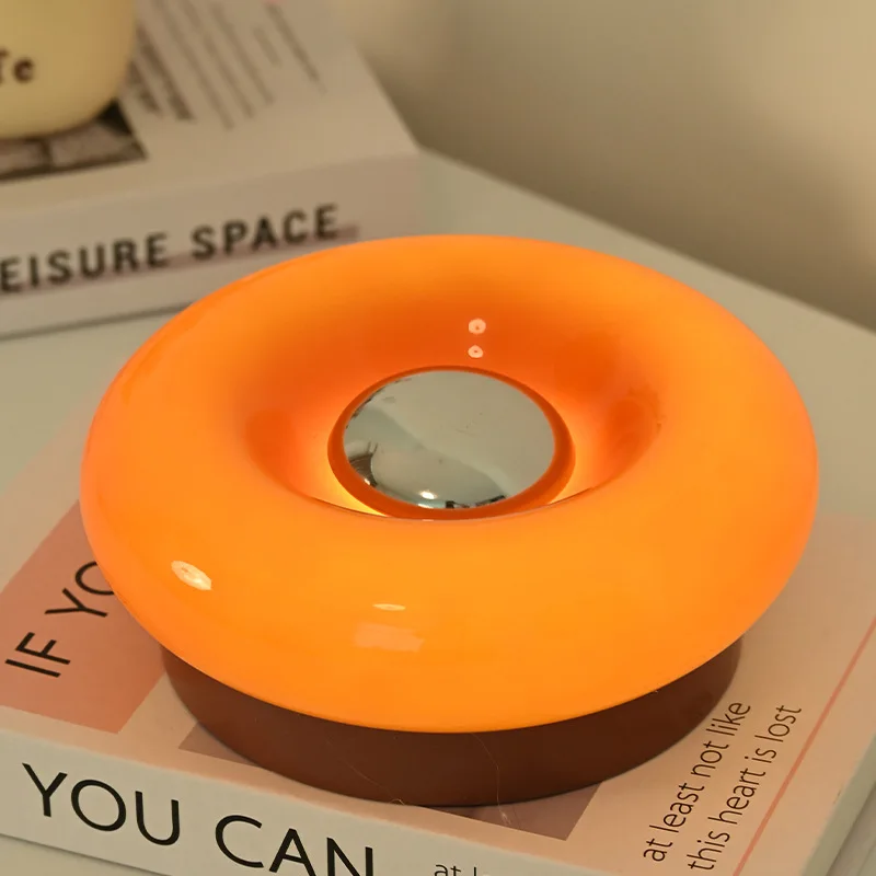 

Ins Donut Bauhaus Touch Desk Lamp Creative Design Bedroom Bedhead Atmosphere Light Iron Home Decoration Rechargeable Table Lamps