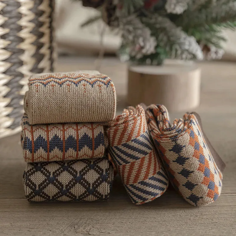 5 أزواج الجوارب المدرسية الطويلة للنساء الخريف والشتاء تنفس منتصف جوارب أنبوبية مجموعة موضة القطن امرأة الجوارب جودة عالية 2026