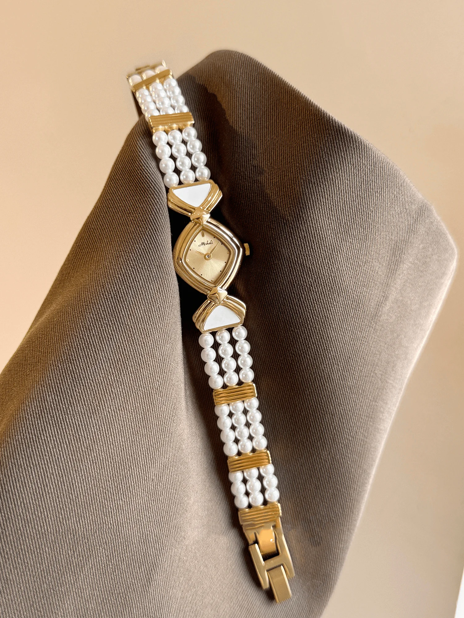 Luxury High-end Quartz Women Watch Rhombus Dial Pearl Bracelet Wristwatch Elegant Vintage Ladies Dress Watches Reloj De Mujer