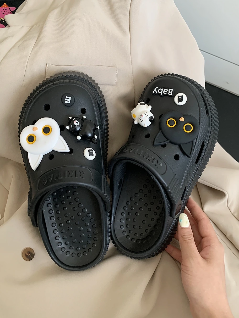 Women Garden Sandals Shoes Instagram Black And White Kitten Hole DIY Home Slippers Shoes Thick Soled Summer Beach Sandals