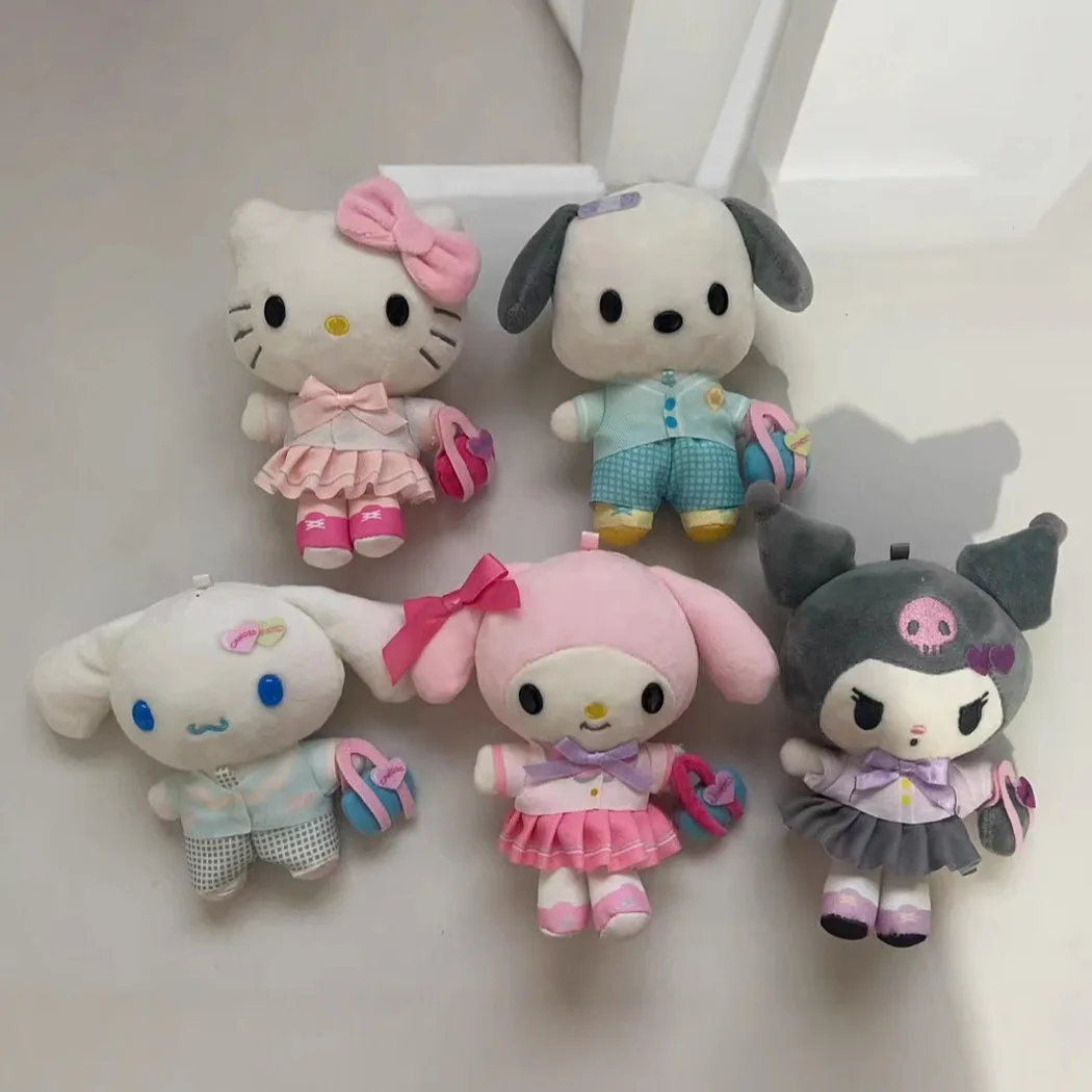 Sanrio Kuromi Melody Pachacoo Cinnamoroll Toys Pendant Cute Doll Keyring Keychain Christmas Gift