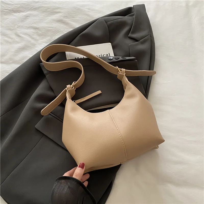 

New popular small soft bag for women, versatile hand-held shoulder bag, Korean style simple dumpling armpit bag