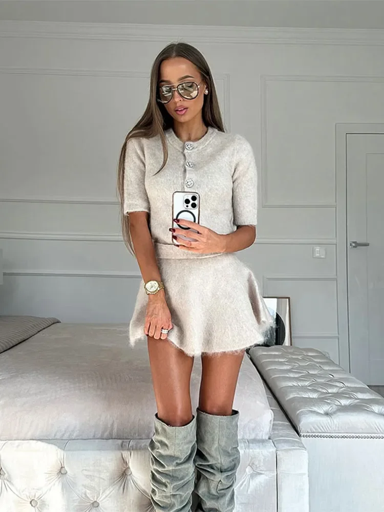 O-neck Single Breasted Short Sleeved Women\'s Knitted Sweater Set High Waisted Solid Color Mini Skirt Suits Chic 2024 Lady Outfit