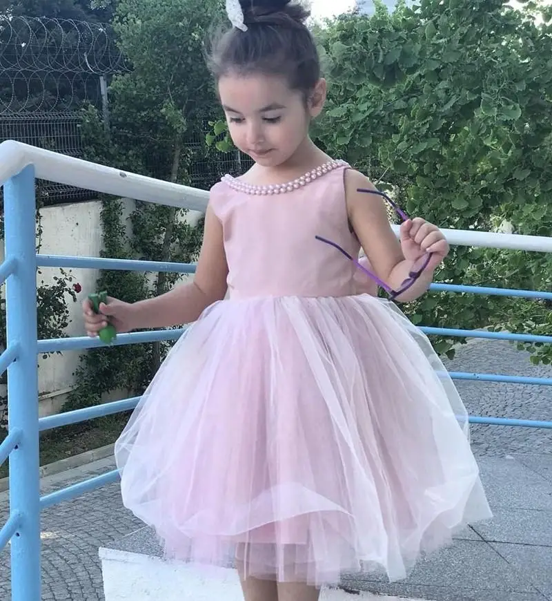 Lindo vestido rosa flor menina tule para casamentos simples e barato pérolas comprimento chá bebê aniversário crianças festa de aniversário arco