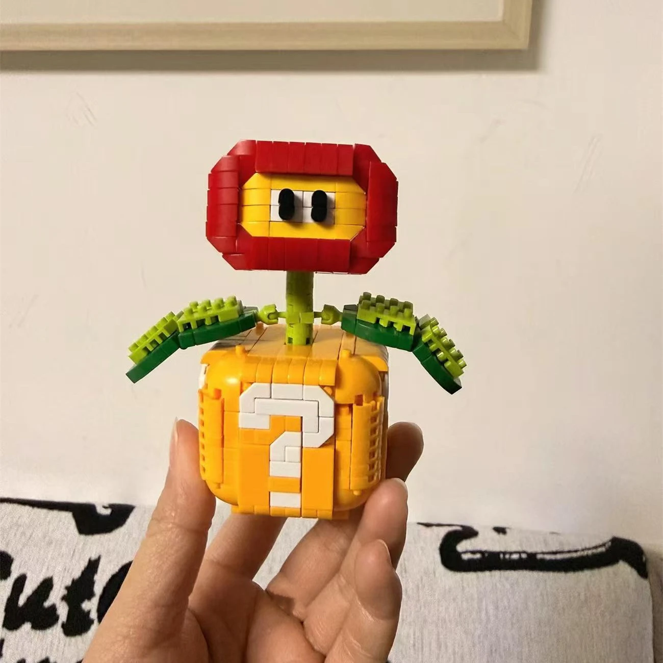 Flame Flower Man-eating Flower Building Blocks Question Mark Box Mini Building Blocks Creative Desktop Model Children's Toys view 6