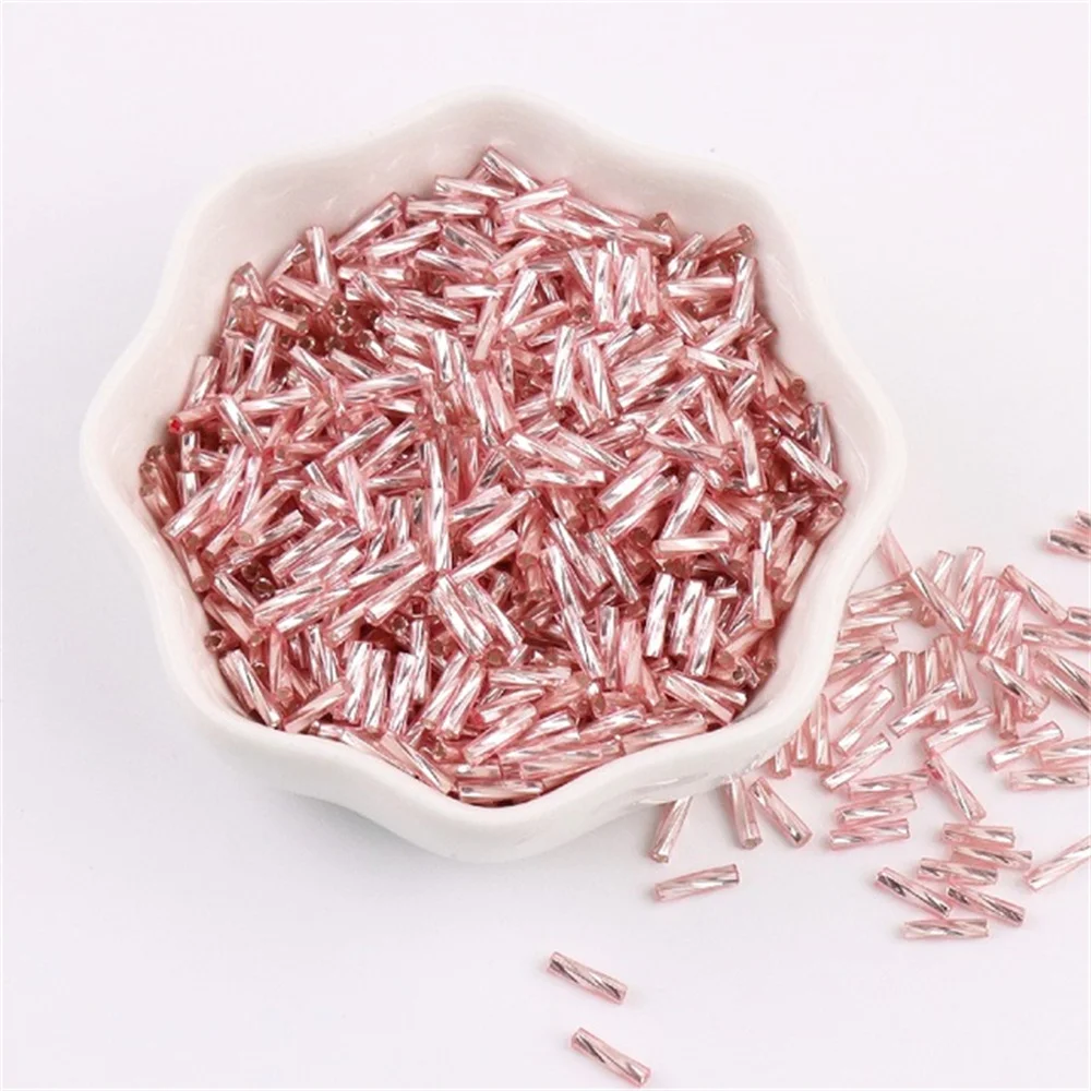 300 Stück 11/0 Röhrenperlen 2x6mm Twist Bugles Glasperlen Helical Seedbeads für DIY Armband Schmuck Kleid Herstellung Bekleidungszubehör – Detail 7