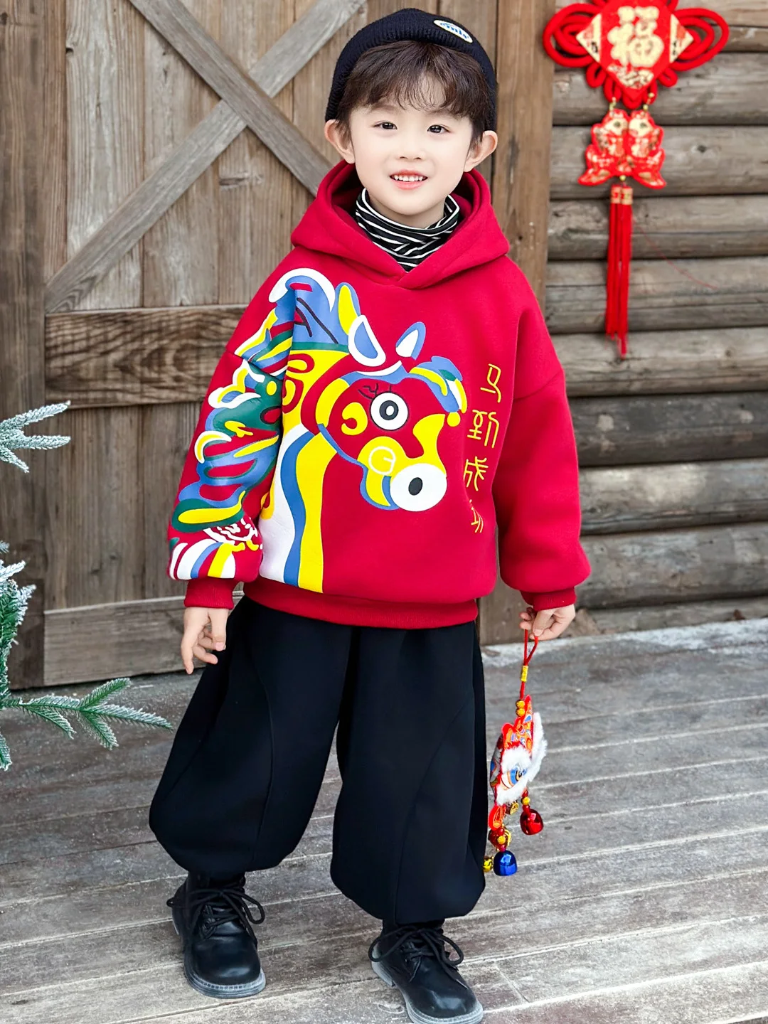 

Толстовка на флисовой подкладке для мальчиков, повседневная, осенне-зимняя, красная, с капюшоном, удобная посадка, для активного отдыха