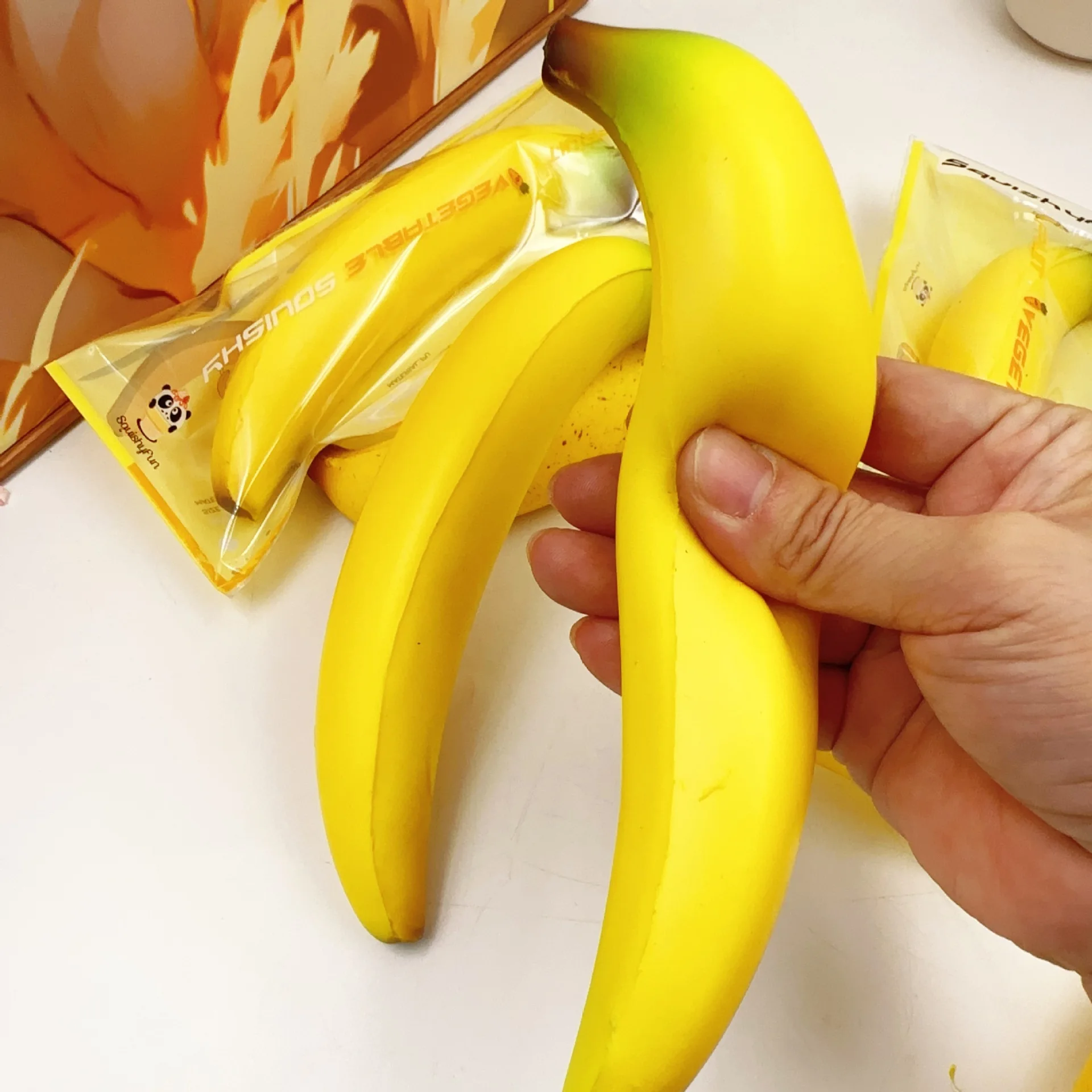 Lustige Simulation von rohen/reifen Bananen, PU, langsames Rebound-Spielzeug, weiches Gefühl, realistische Bananen-Squeeze, Stressabbau, Entlüftung, Zappelspielzeug