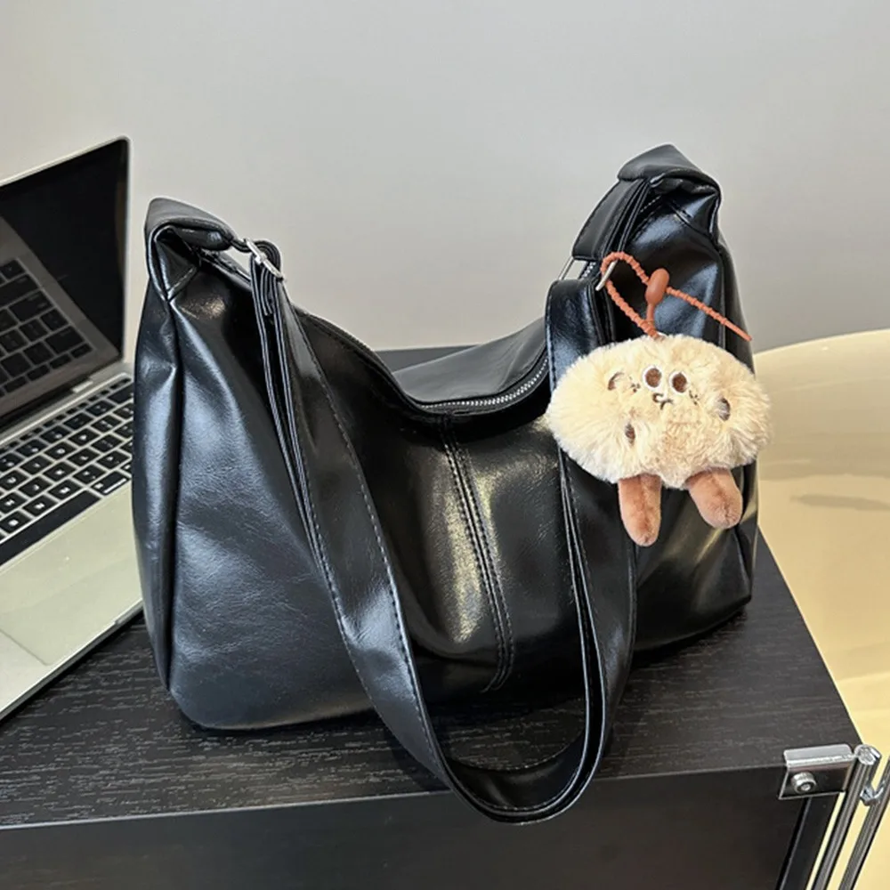 

Creative with Pendant Shoulder Bags Vintage Large Capacity Handbags Multifunction Simple Messenger Bag Women Men