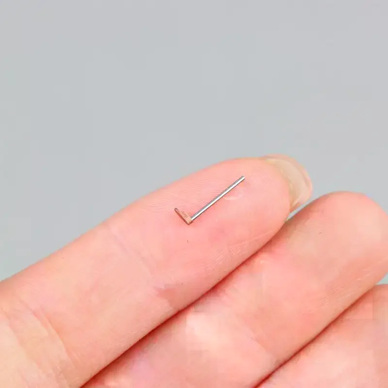 

Инструменты для ремонта часов L888/C07: Вспомогательная грузовая подушка из меди для регулировки скорости без снятия балансировочного колеса