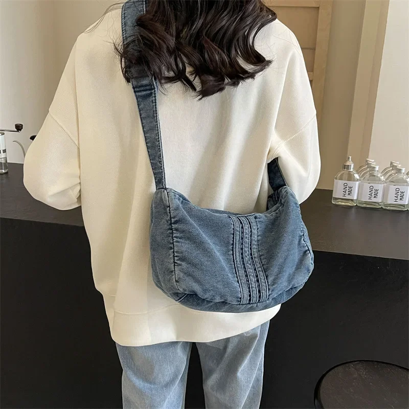 Washed Denim  Women's 2024 New Literary Style Old Messenger Bag Fashion Pillow Bag Commuter Shoulder Bag