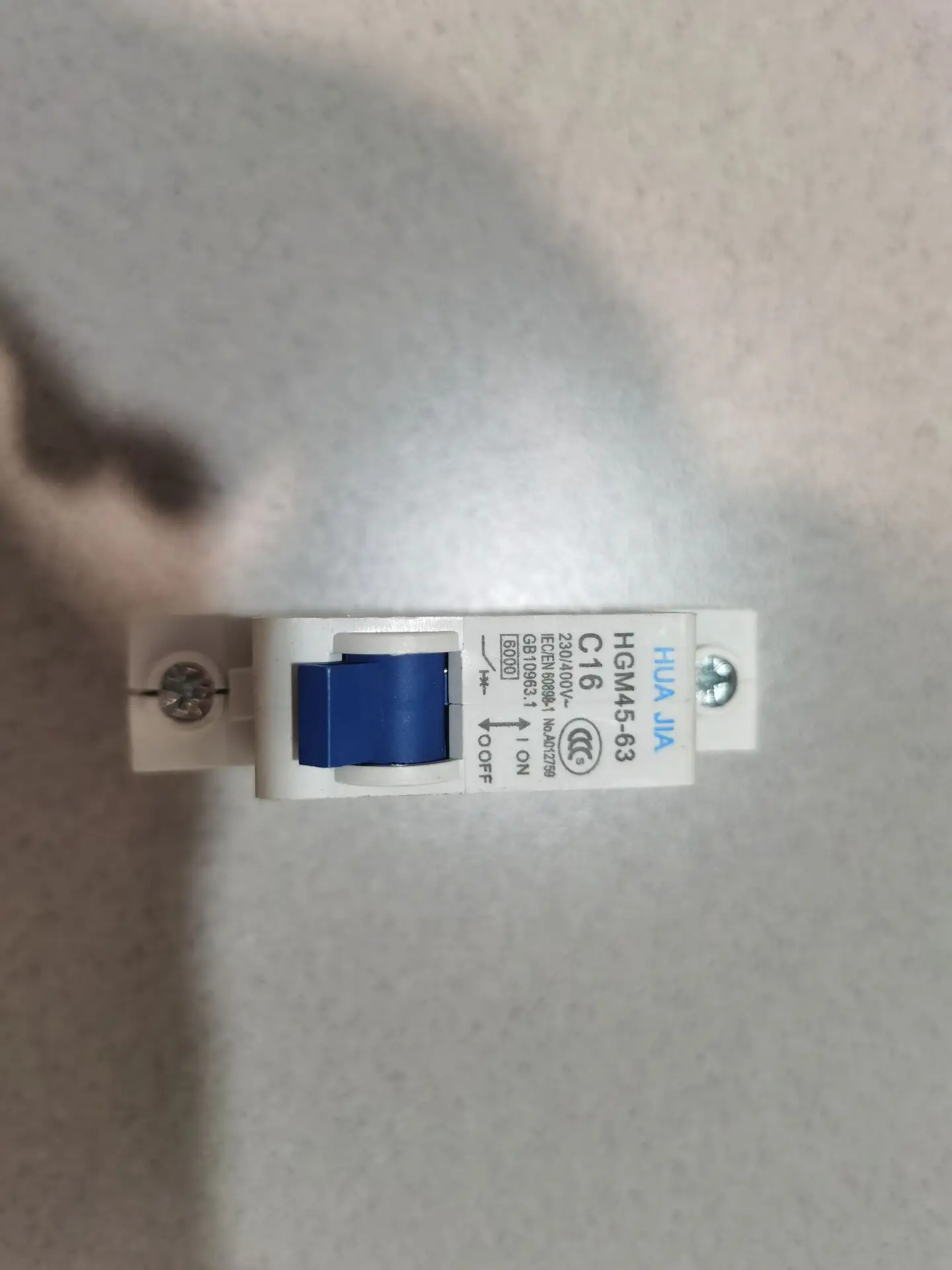 قاطع دائرة مصغر HGM45-63، التيار المقدر 16 أمبير، ثلاثة وظائف للحمل الزائد/الدوائر القصيرة/حماية التسرب #4