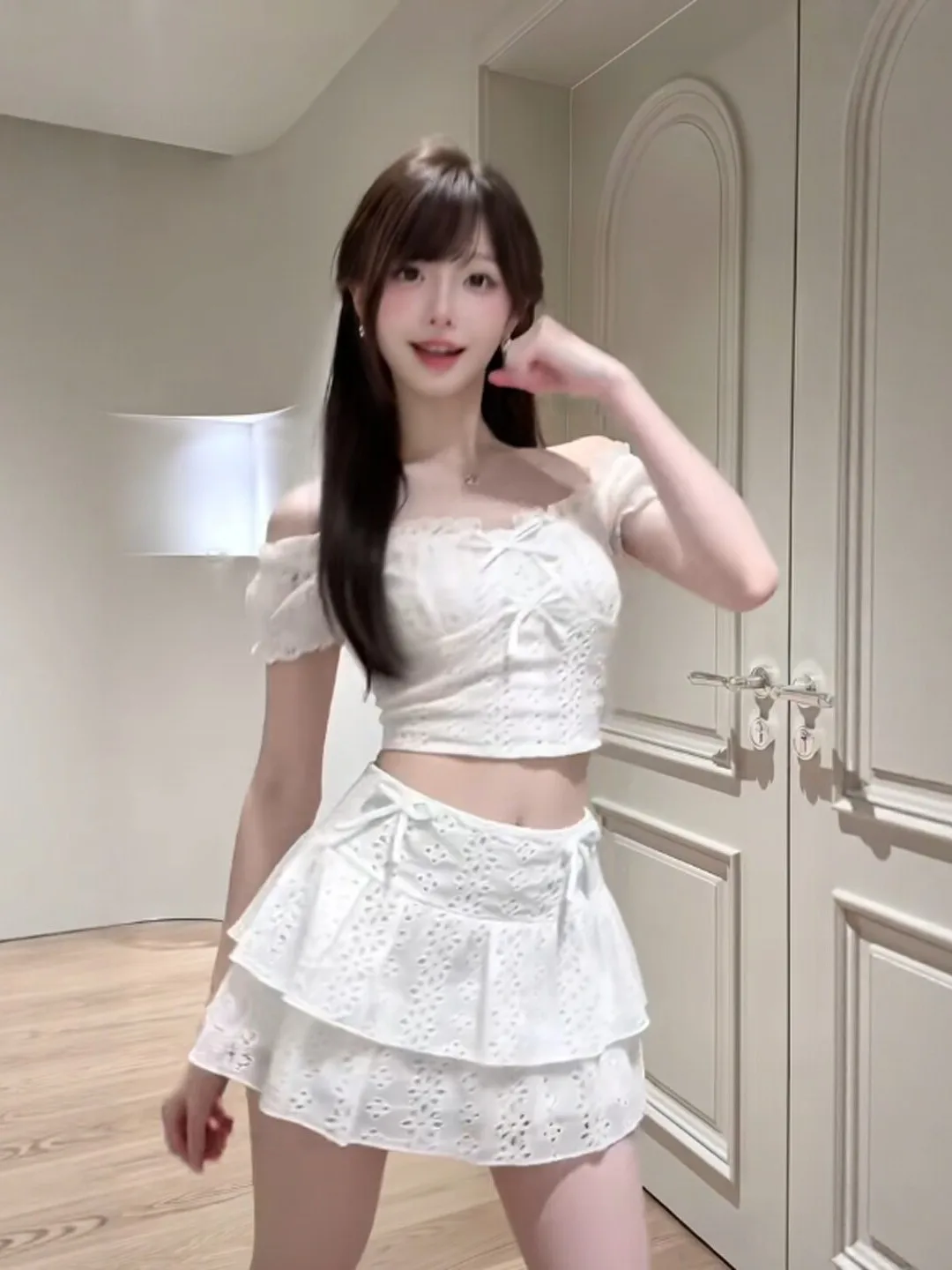 

Gentle Wind One Shoulder Top Half Skirt Two Piece Set Complete OOTD Summer 2026 Comfortable Short Sleeve Cotton Blend