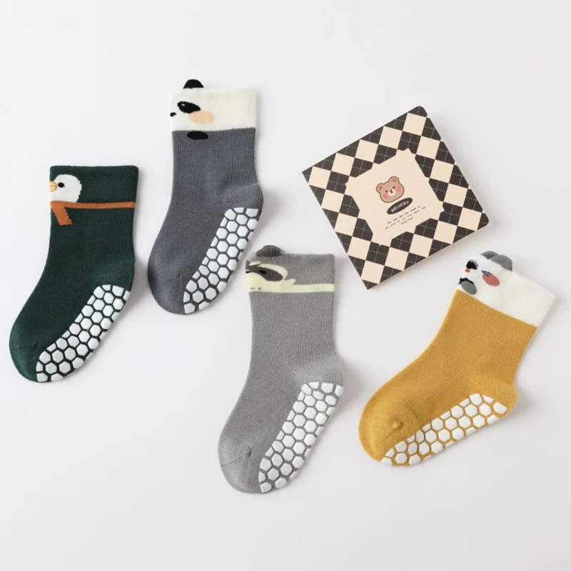 4 Pairs Baby Non-slip Floor Socks Panda Pattern Cotton Socks for Toddler Boys Girls Anti-skid Socks Newborn First Walkers