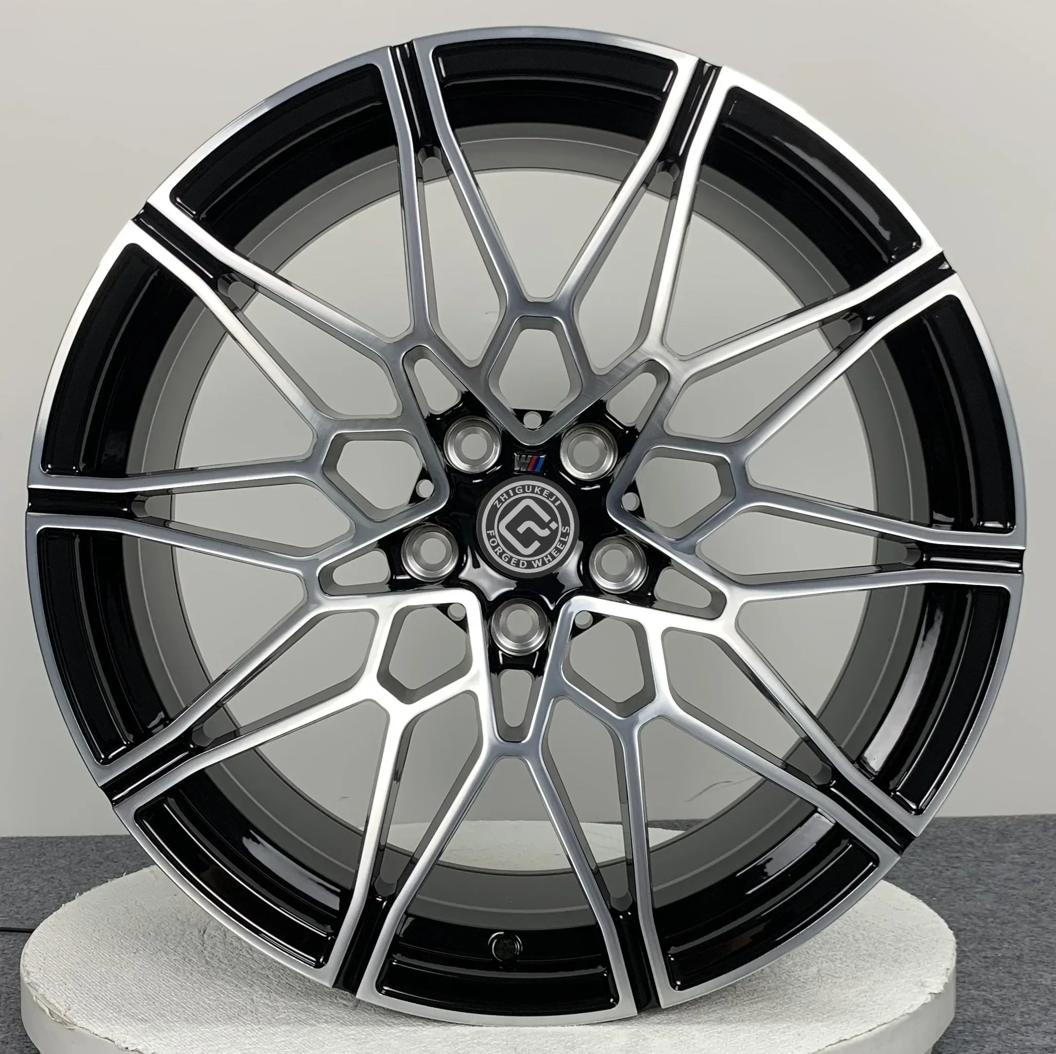 

19X10 5X112 cb 66.5 Gloss Black New Condition Forged Aluminium Alloy Wheel Bolt Hole Shape Machine Face