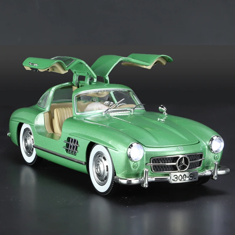 1:24 BE 300-SL NZ Vintage Car Toy Boy Street Version Classic Luxury Vehicle Supercar Fast Furious Hot Wheels Diecast Alloy Sound