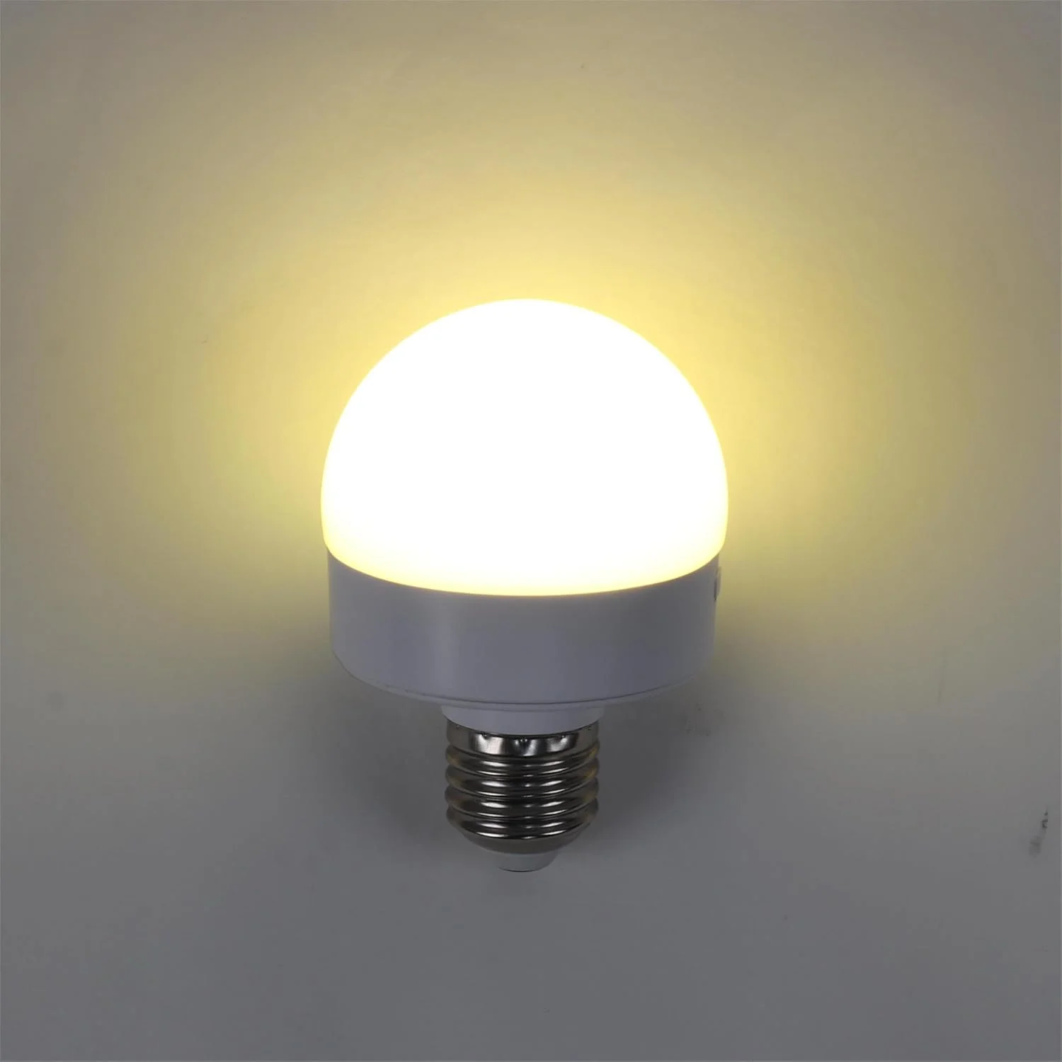 Rechargeable LED Light Bulbs with Remote Dimmable E12 E26