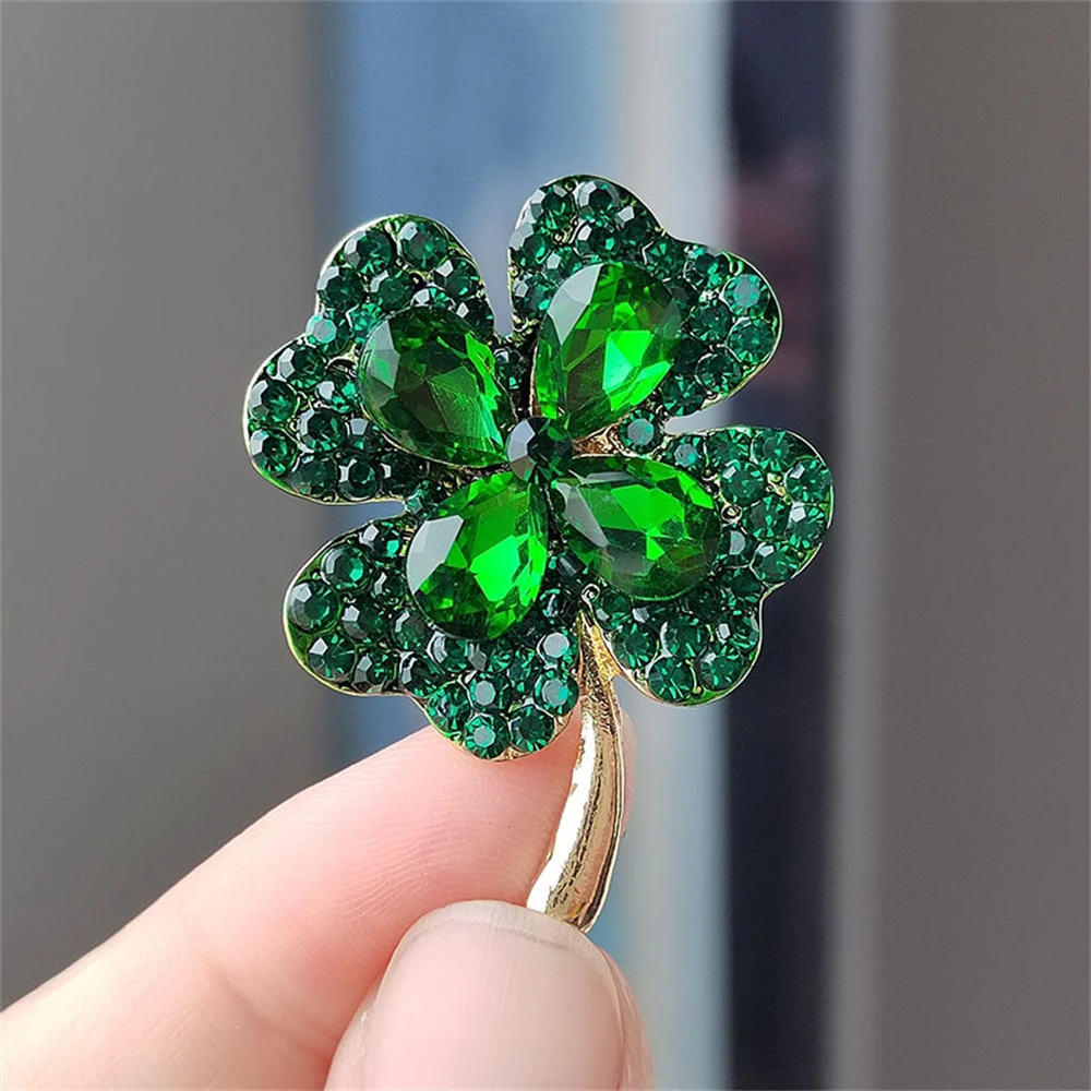 Crystal Four Leaf Clover Brooch Green and Red Romantic Fashion Flower Jewelry Charm Girl Lover Gift Summer Birthday Dropshipping