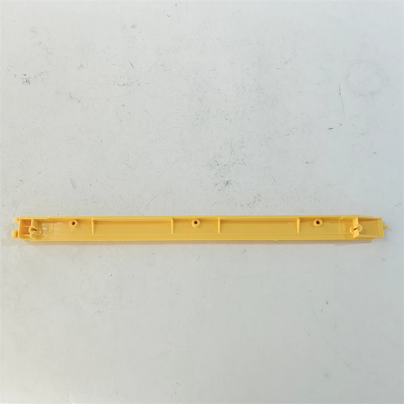 XAA455M1 Escalator Plastic Demarcation Yellow 1200R