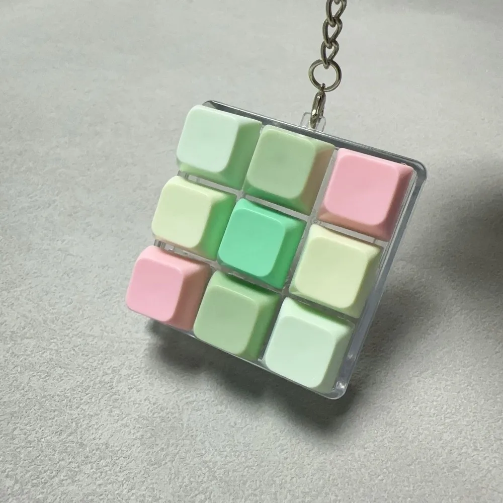 New 2/3/6/9 Keys Keyboard Key Button Stress Relief Fidget Keychain Gadget Keycap Pinch Toy Adult image 4