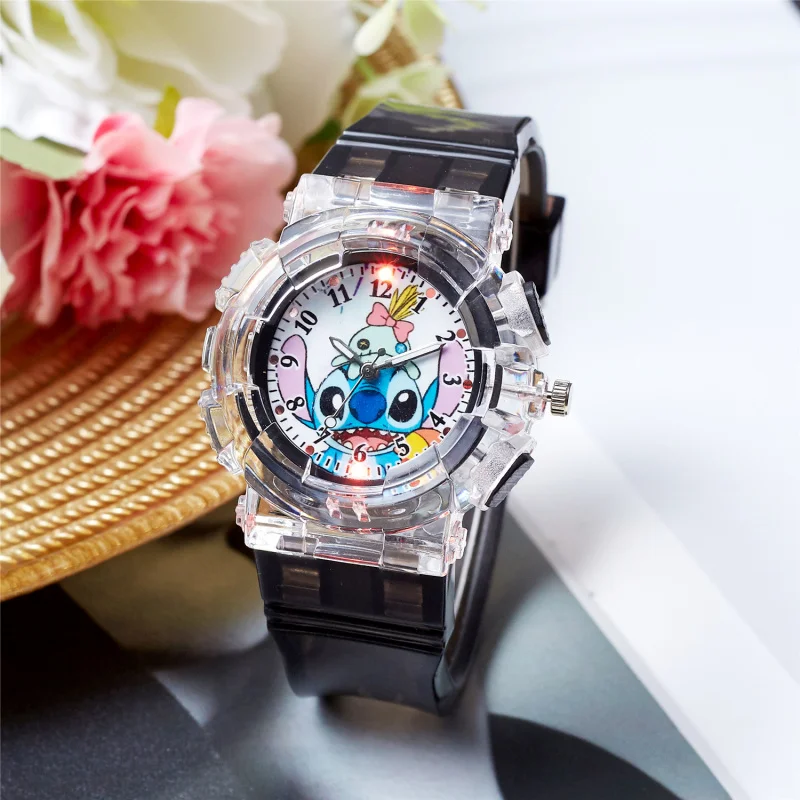 ساعة ديزني ستيتش للأطفال - ساعة كوارتز بمؤشر رقمي مضيء لطلاب المرحلة الابتدائية والثانوية