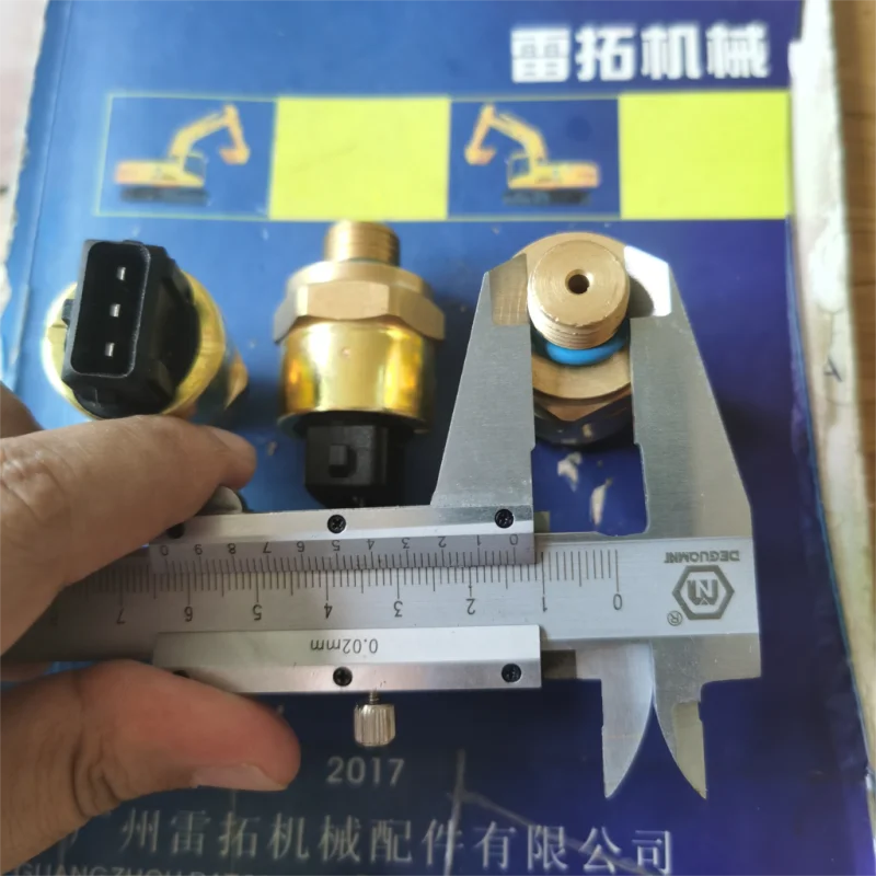 

20450687 04159823 For EC210B Oil Pressure Switch D6D engine Oil Pressure Sensor Excavator