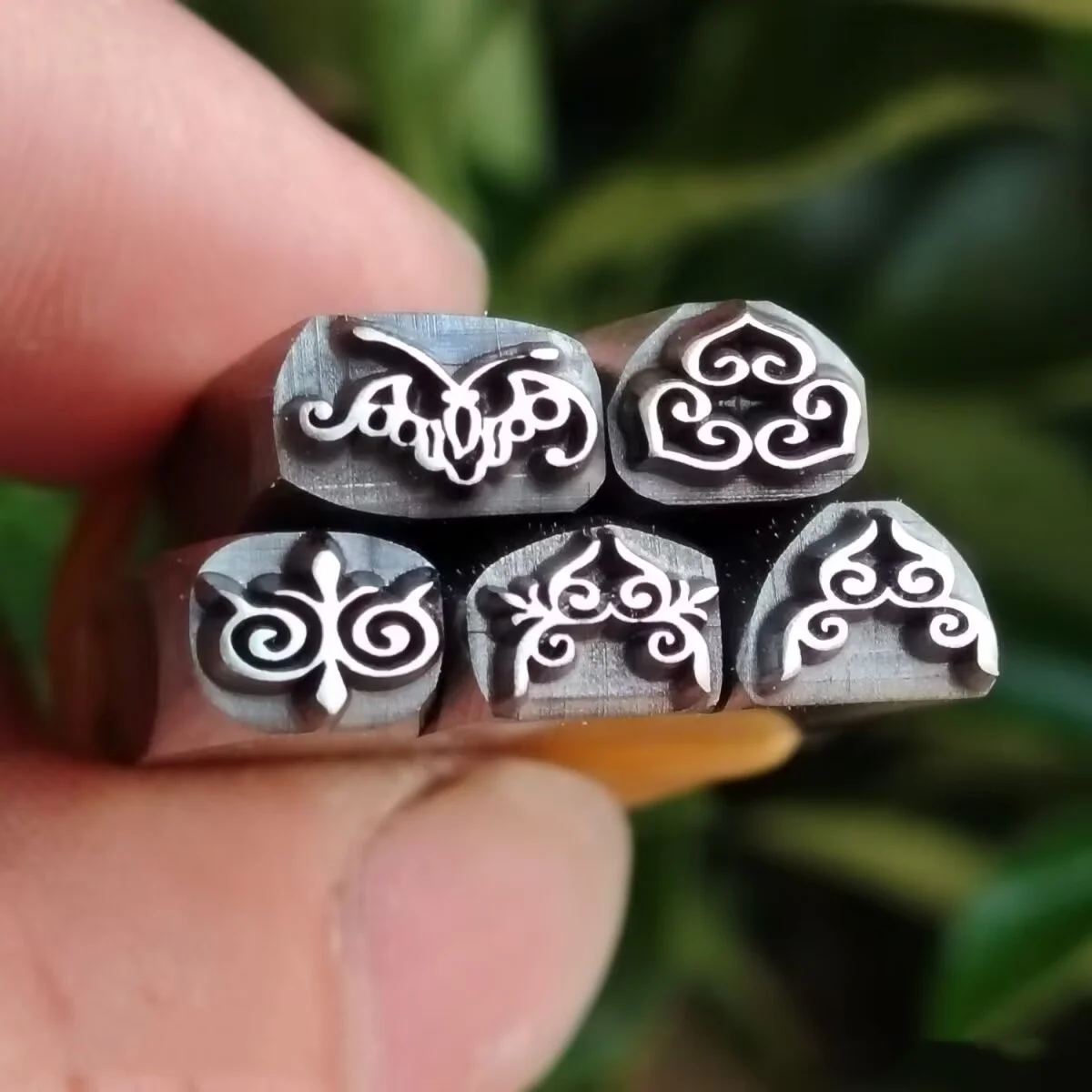 Jewelry Stamps, High-Speed Steel, High-Hardness Steel Stamps, Gold and Silver Bracelet Chiseling Molds, Gold-Beating Tools