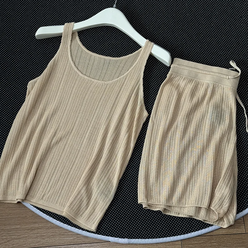 

Women's Summer Casual Cashmere Silk Knitwear Vest Shorts suit Two-piece Set