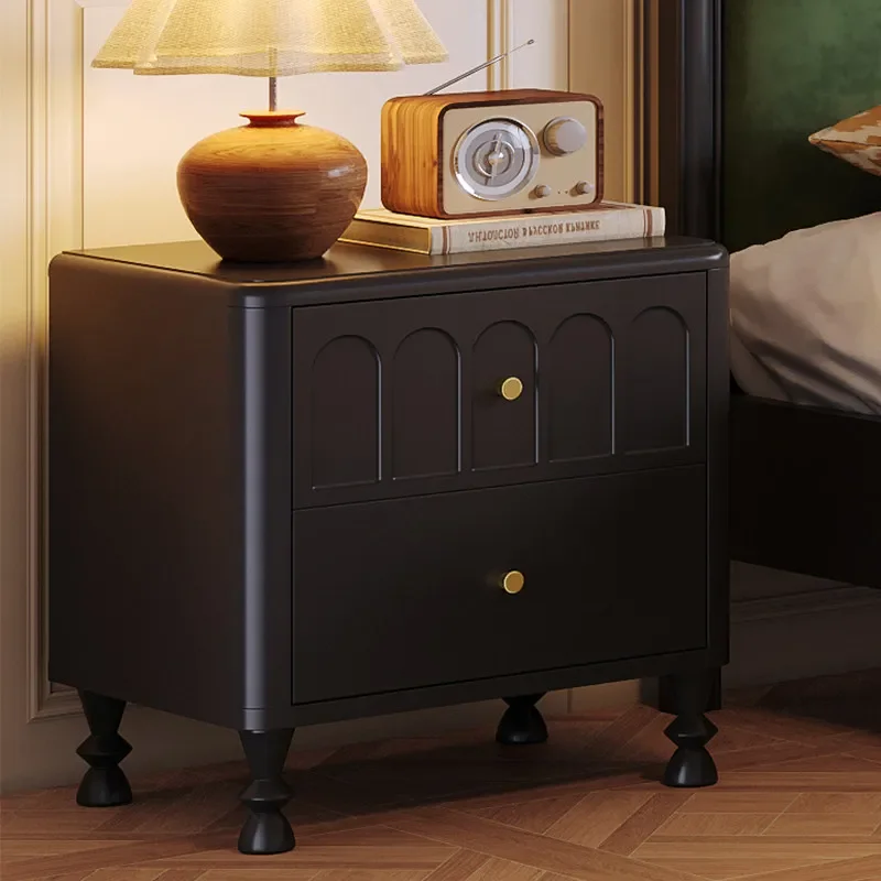 American retro solid wood bedside table, small apartment minimalist modern bedroom storage cabinet, vintage style bedside.