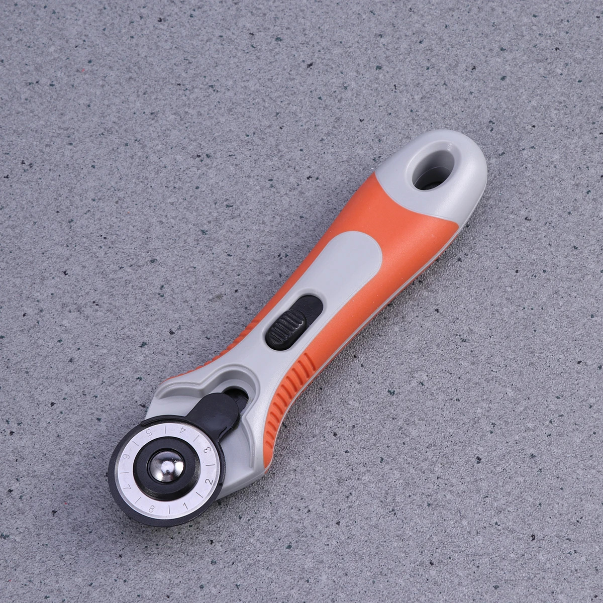 

28mm Rotary Cutter Fabric Cutting Wheel Rubber Grip for Right Left Hand Use Sewing Tools Accessories Cloth Craft