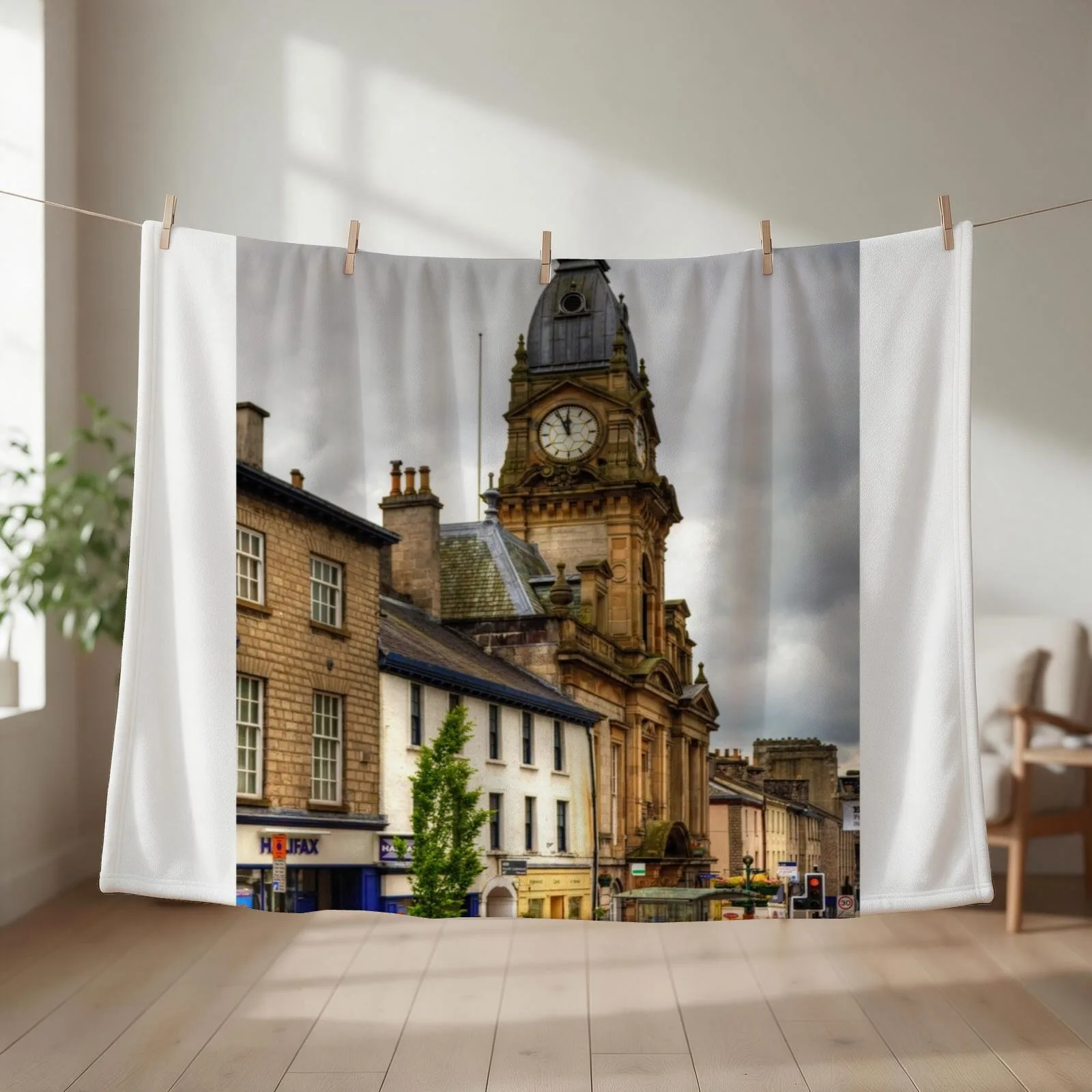 Kendal Town Hall Throw Blanket Decoratives Luxury Soft Plaid anime Blankets