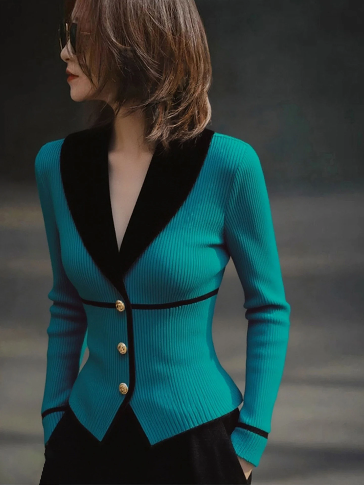 

Ele Simple Knitwear Comfortable Camere Long Sve Turn-down Collar Faionable Winter Top Women's Premium Feel V-ne ...