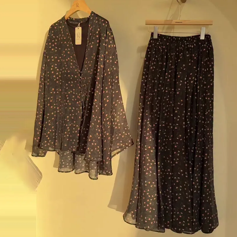 

2026 New Women's French Chiffon Polka Dot Dark Brown V-Neck Loose Casual Suit