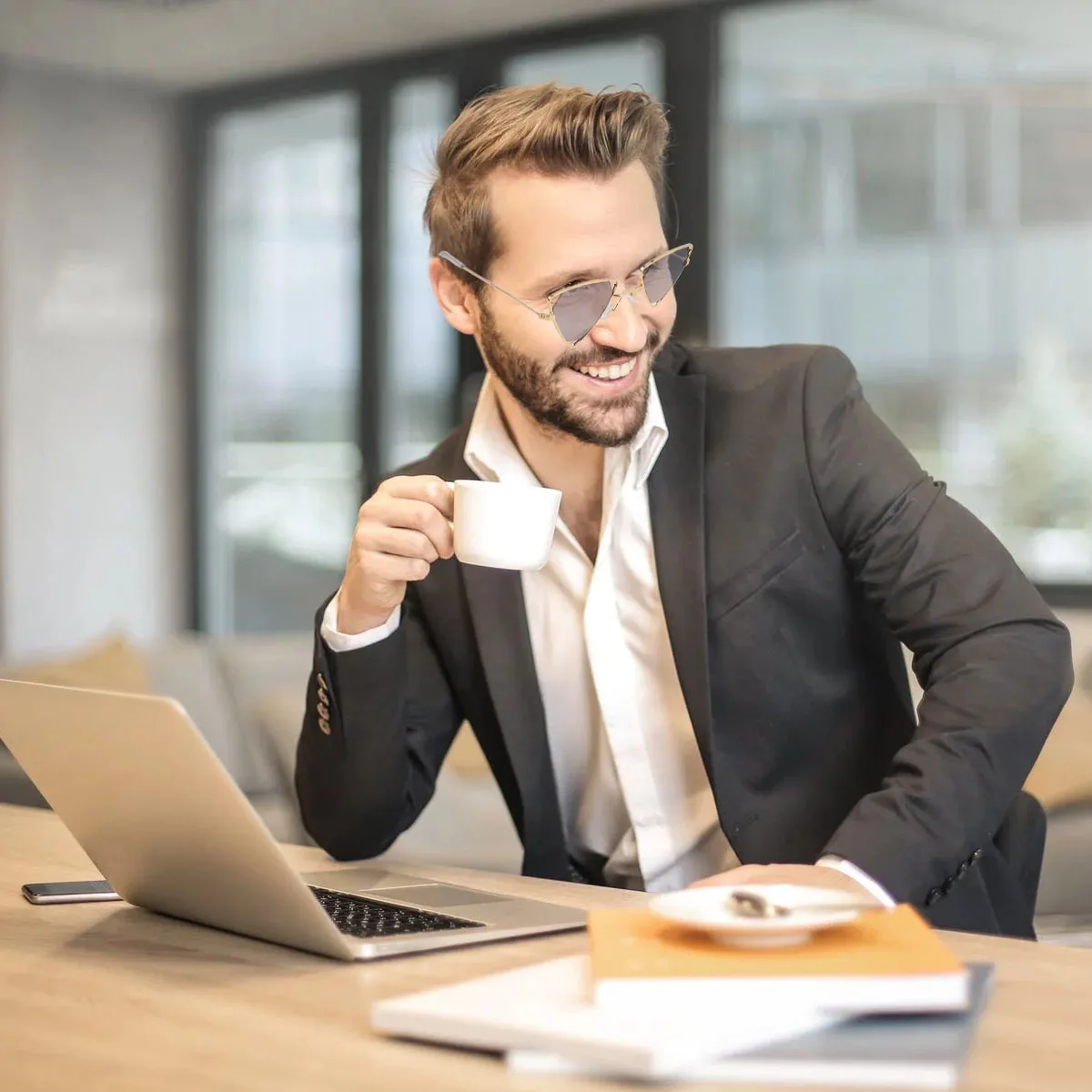 

1Pcs Metal Frame Sunglasses Three-Pointed Star Stylish Lightweight Uv Protection Bright Color Personality Sunglasses Women