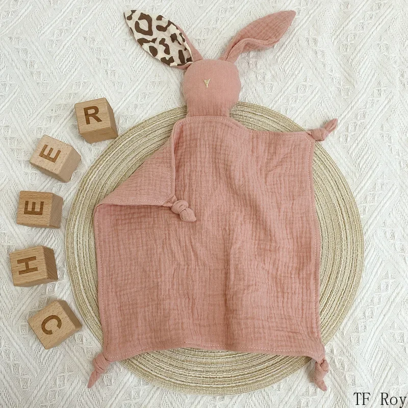 Cute Baby Rabbit Cat Comforter bambole per dormire in morbido cotone coperta di stoffa lenitiva asciugamano in mussola per neonati bavaglini per