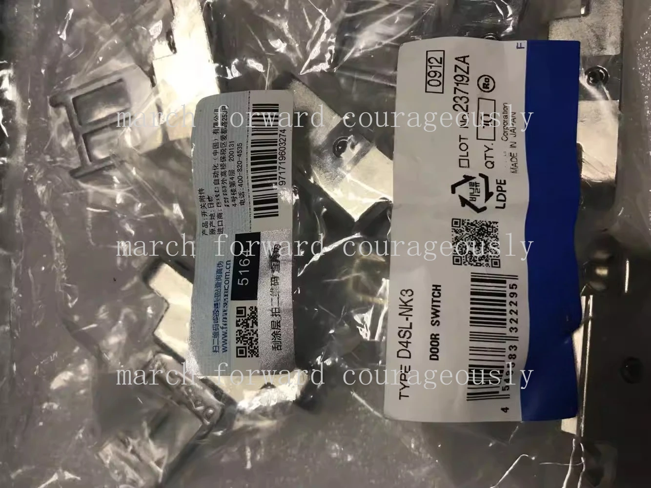 Original and genuine for Omron D4SL-NK3 safety door opening and closing lock sensor