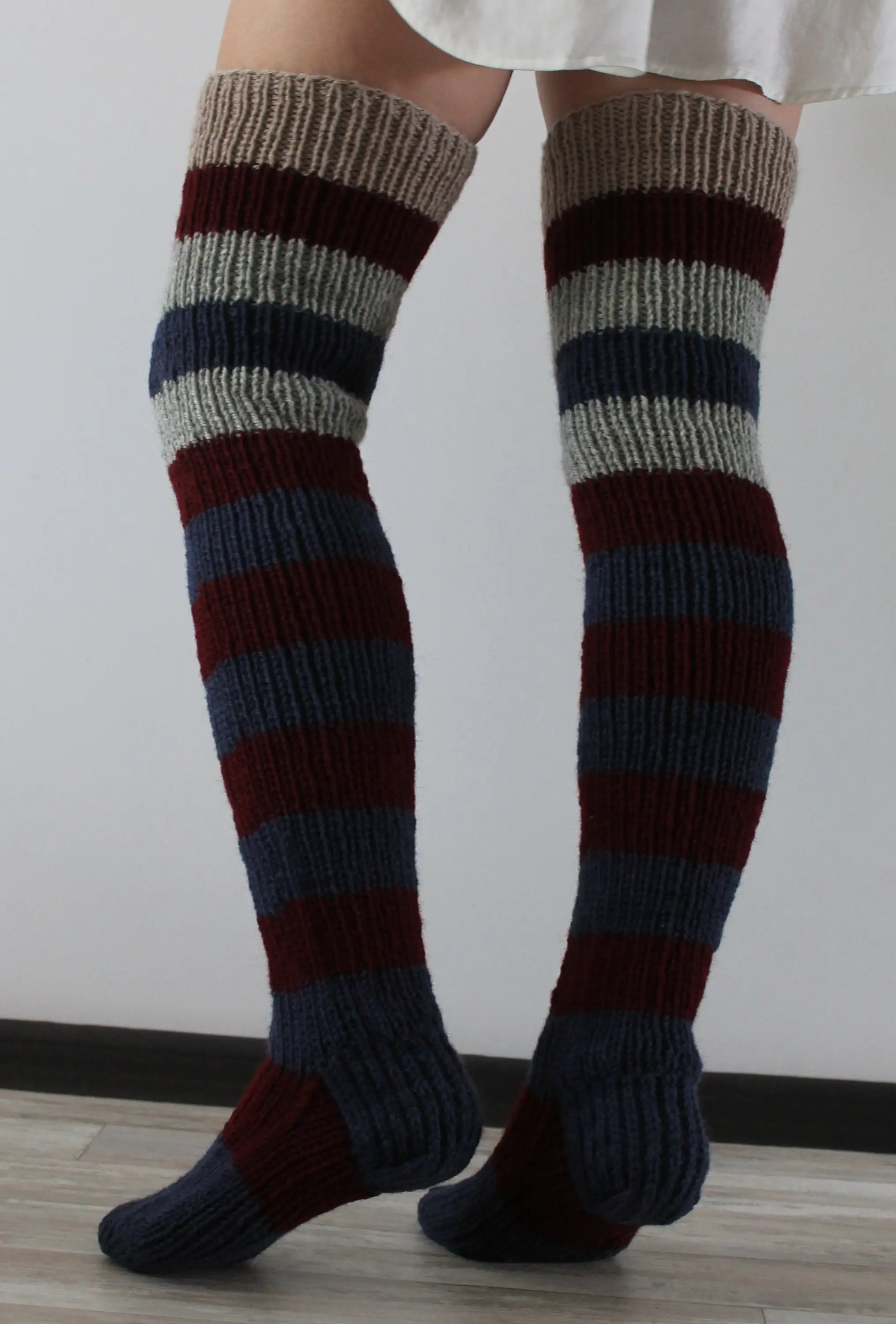 Ladies Knitted Stockings Adults Women Autumn Winter Leisure Style Mixed Color Stripes Knee-High Socks Long Stockings Fashion