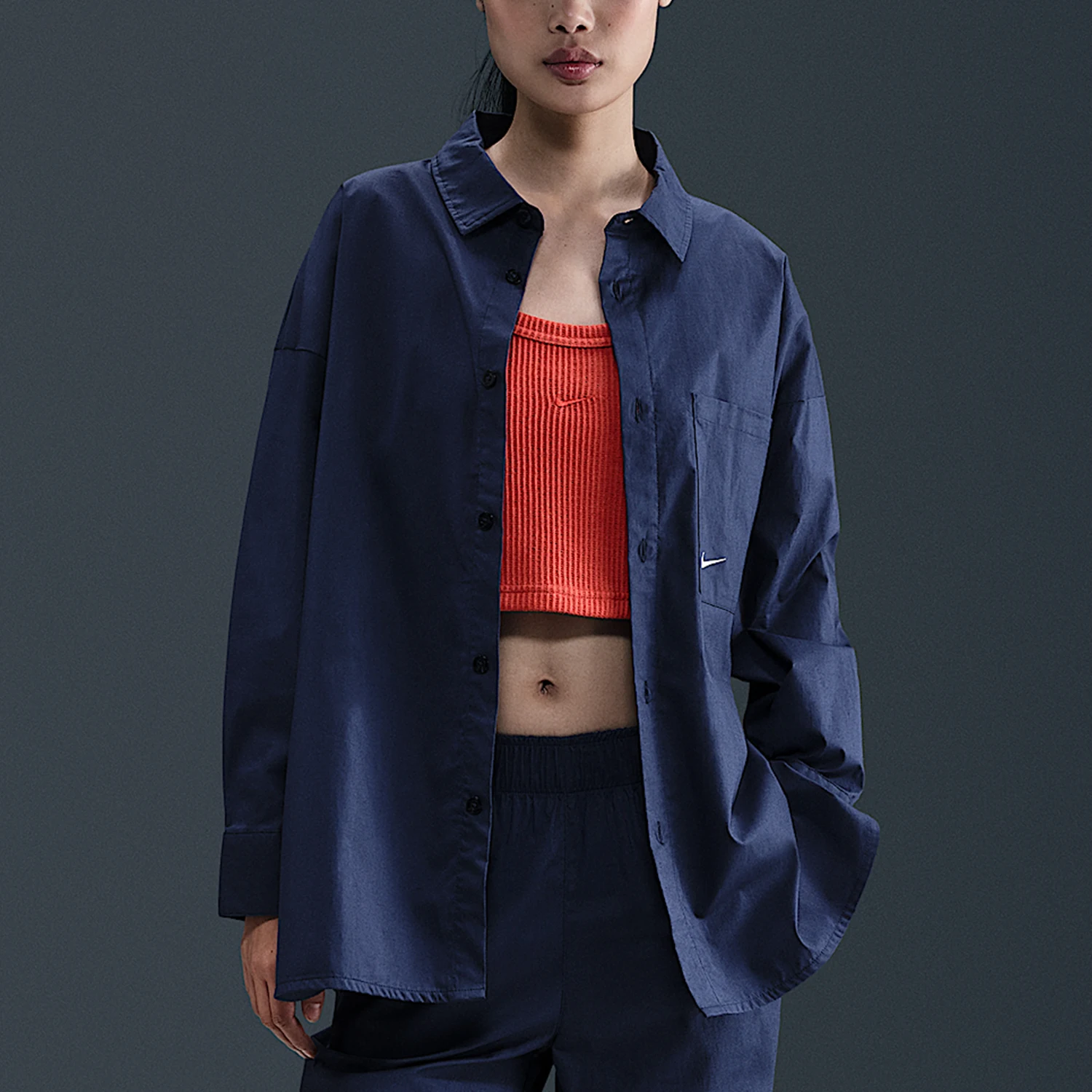 

Nike Authentic Sportswear Women's Loose Collar Casual Shirt HJ0716-410