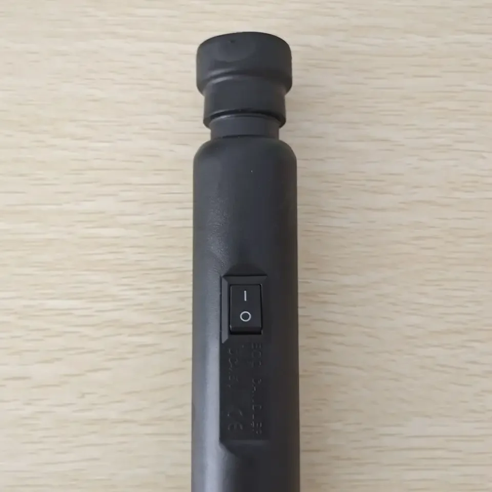 Incubator dedicated egg lighter for inspection of breeding eggs and egg lamp