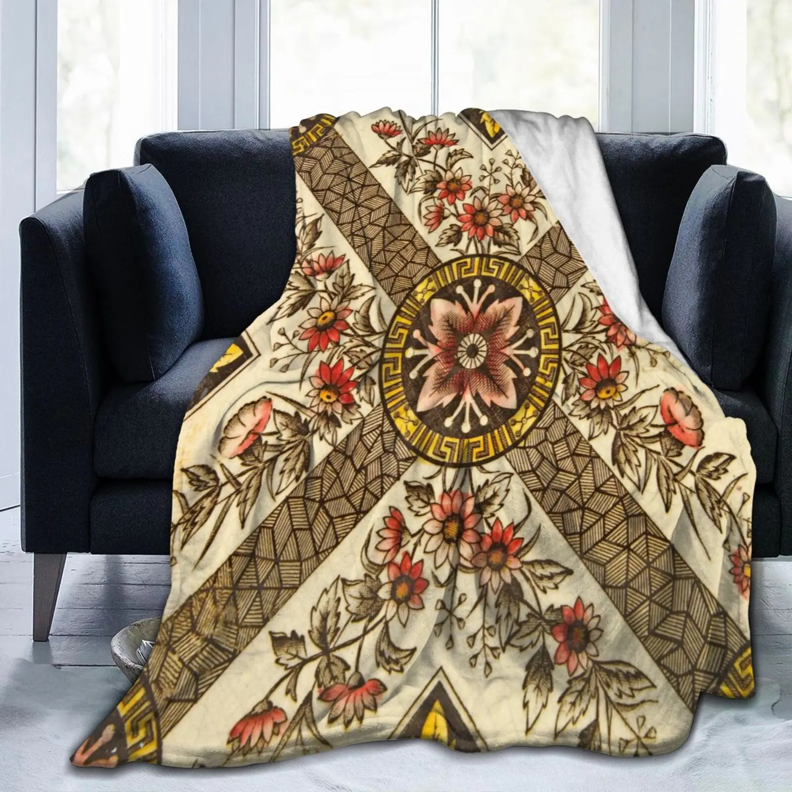 Yellow Rose And Bees Vintage Kitsch Baroque Scarves Sofa Bed Flannel Fleece Blanket Plush Bedding Pink Blue Blanket for Beds