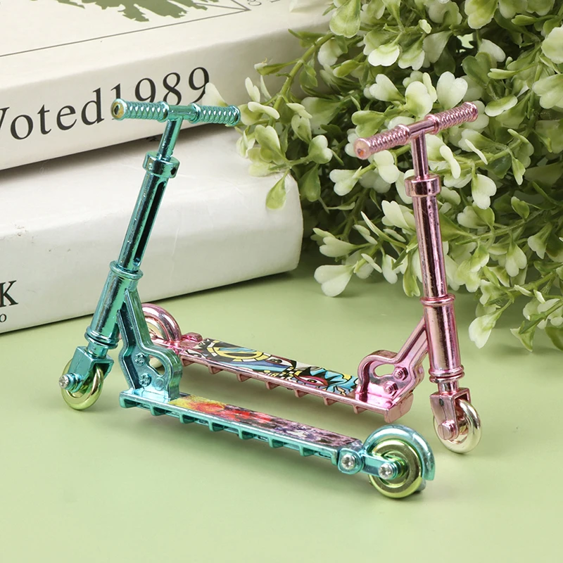 子供のための教育用ミニスクーター,フィンガースクーター,スケートボード,指紋玩具