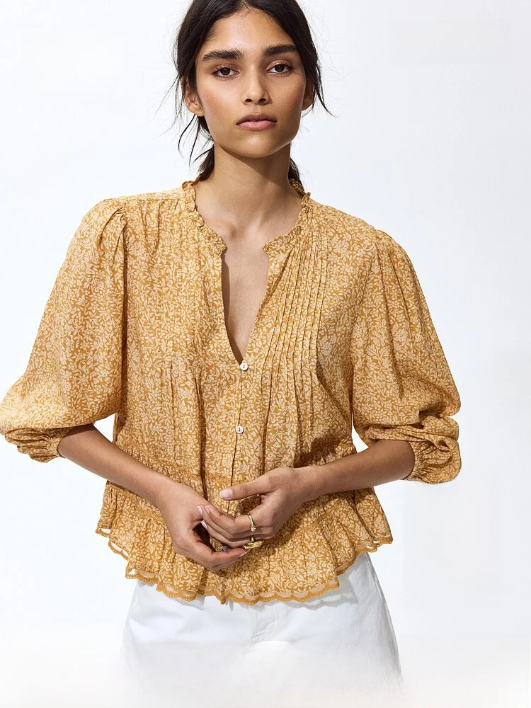 

H&M Women's Shirt Summer 2026 Fashionable Gored Hem V-neck Long Sleeve Casual Style Cotton Rayon Blend Commute Shirt
