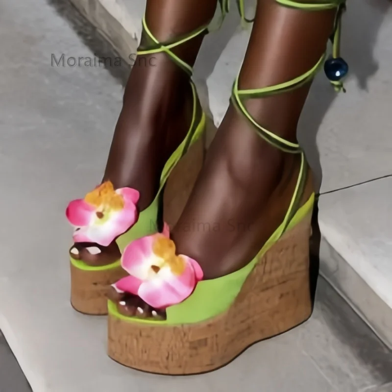 

Wooden Wedges Flowers Strappy Sandals for Women Open Toe Platform High Heels Floral Wedding Shoes Ankle Strap Summer Shoes