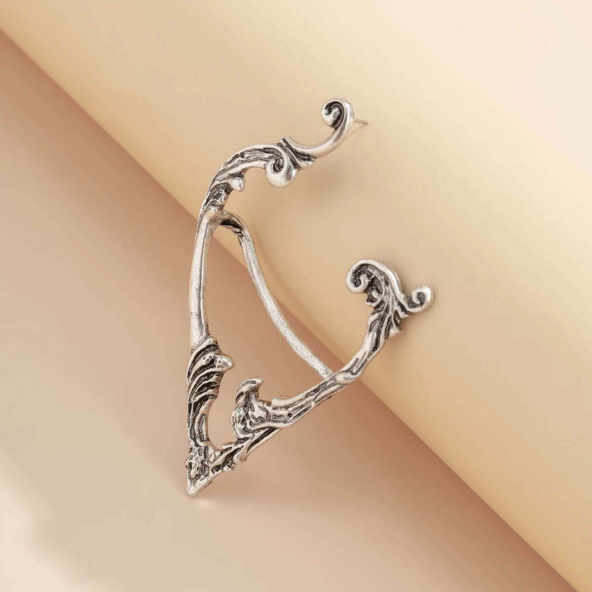 1Pair Goth Punk Fairy Elf Ear Cuff Earrings for Women Trendy Vintage Piercing Clip Earring Halloween Jewelry Accessories Gift